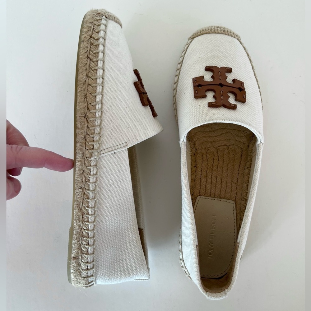 Tory Burch Everly Cotton Canvas Espadrille in Cream Off White Brie/Amber, size 6